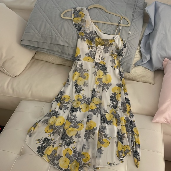 NWT Speechless Summer Dress - Picture 2 of 6